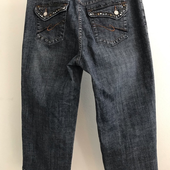 Chico’s Platinum cropped jeans 30”-31”waist Chico size 1 - Picture 5 of 5